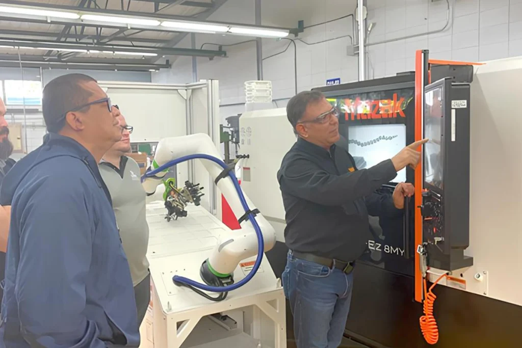 Tecnológico innova con robot único en el continente